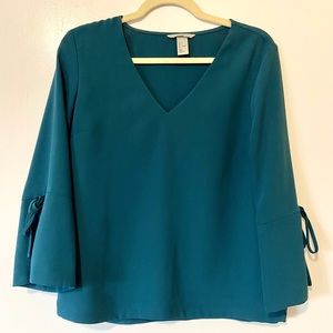 Teal Bell-sleeve Business Casual Top